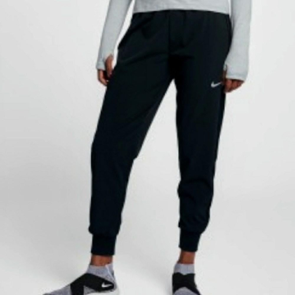 NWT Nike Flex Essential Pants